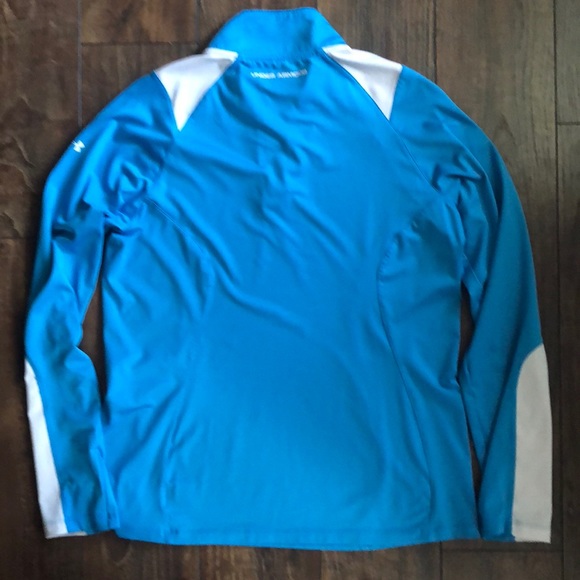 Under Armour Long Sleeve Pull Over Shirt - Picture 4 of 7